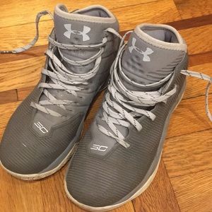 UA Steph Curry Sneakers size men’s 7